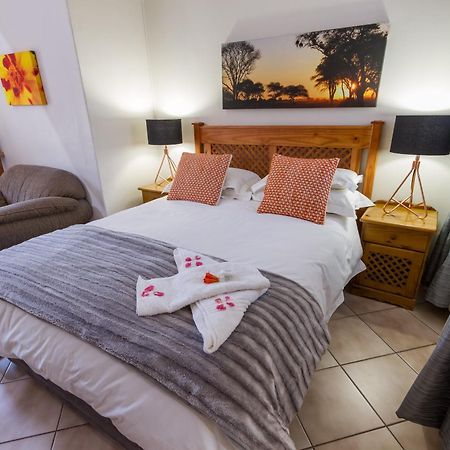 The Pecan Tree Guesthouse Sandton Exterior foto